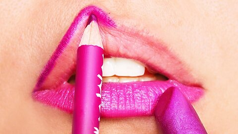 22 Makeup and Beauty Hacks Every Girl should Know