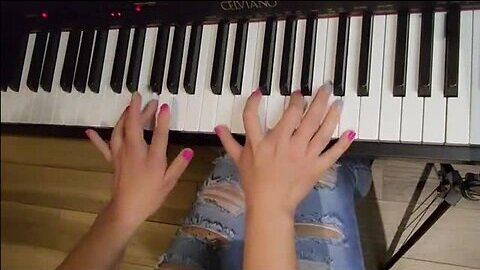 Bach - Prelude in C major practice with 12 fingers