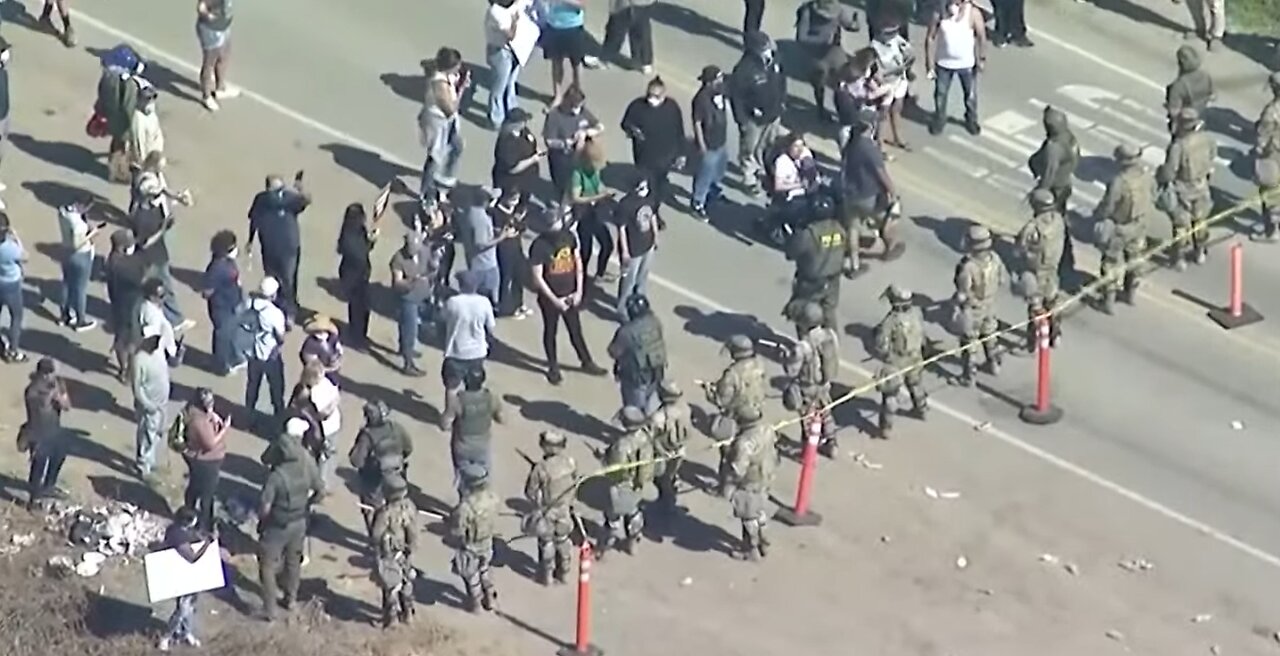 LIVE: Federal agents conduct immigration operation in Camarillo, California