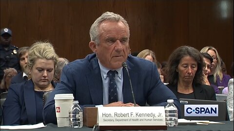RFK Jr Calls Out Sen Murray To Her Face