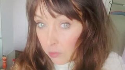 Juliette Bryant - Epstein Survivor RAGES at Trump over Epstein Client List Cover-Up (7-8-2025)