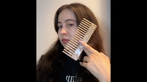 How to look more polished on a low makeup day? #lowmakeup #lipliner #beauty #fyp ##frizzyhair