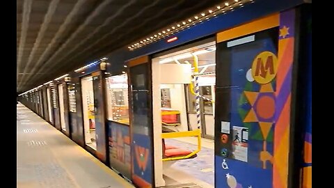 Świąteczne Metro Warszawskie [Short]
