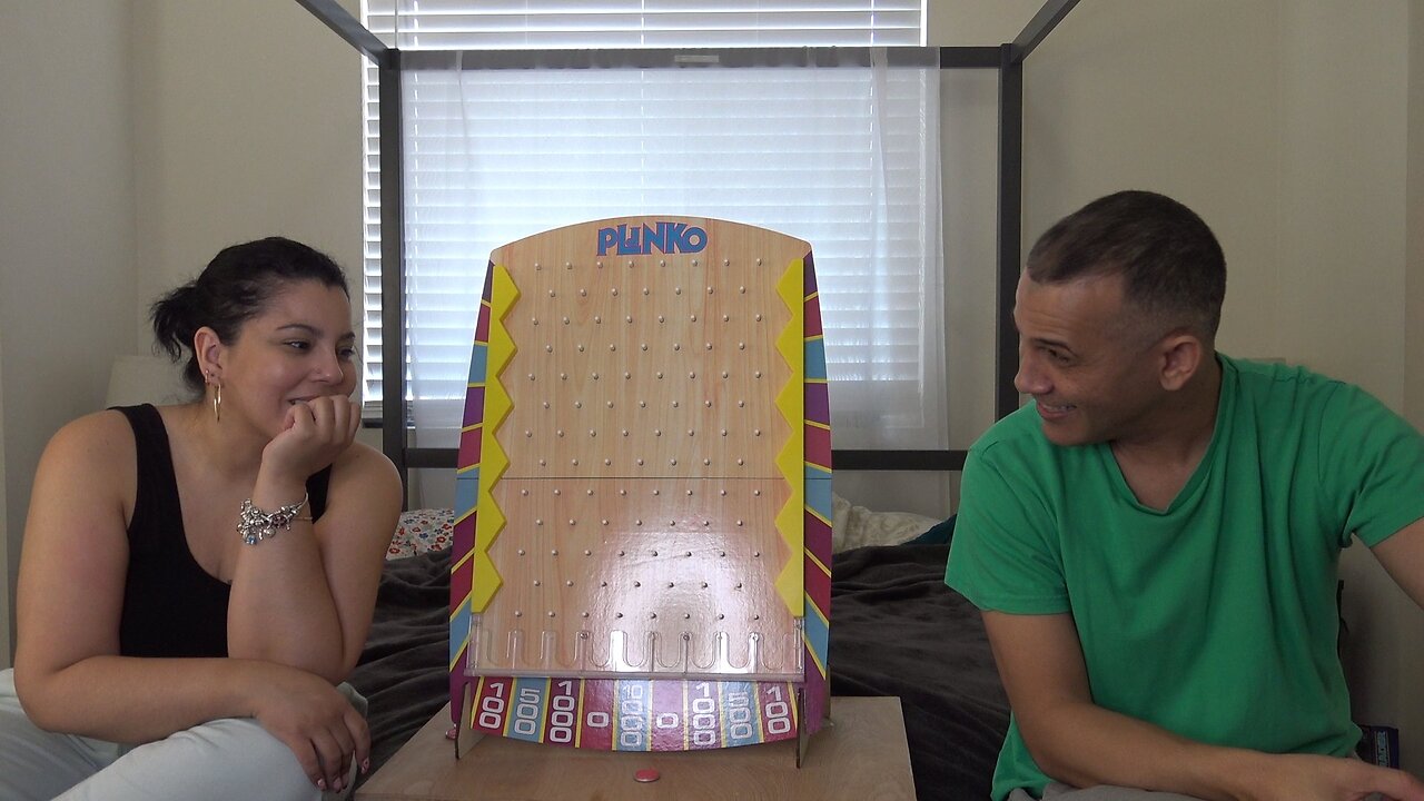 PLINKO CHALLENGE #4 LOSER GETS A WEDGIE