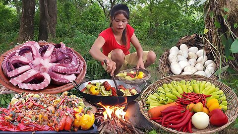Top videos survival cooking, Fresh chili and Duck egg for jungle food, Octopus salad for food