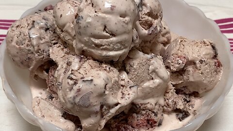 No Churn Chocolate Cherry 🍒 Ice Cream