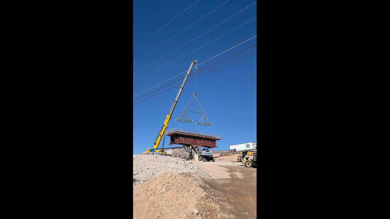 SE Structure West Kingman T. I.