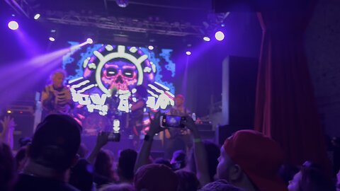 Powerman 5000 plays “Supervillain” at Trees July 2025