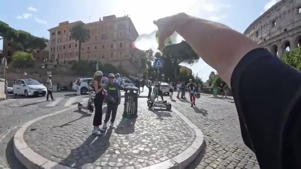 I Exposed Scammers in Rome!