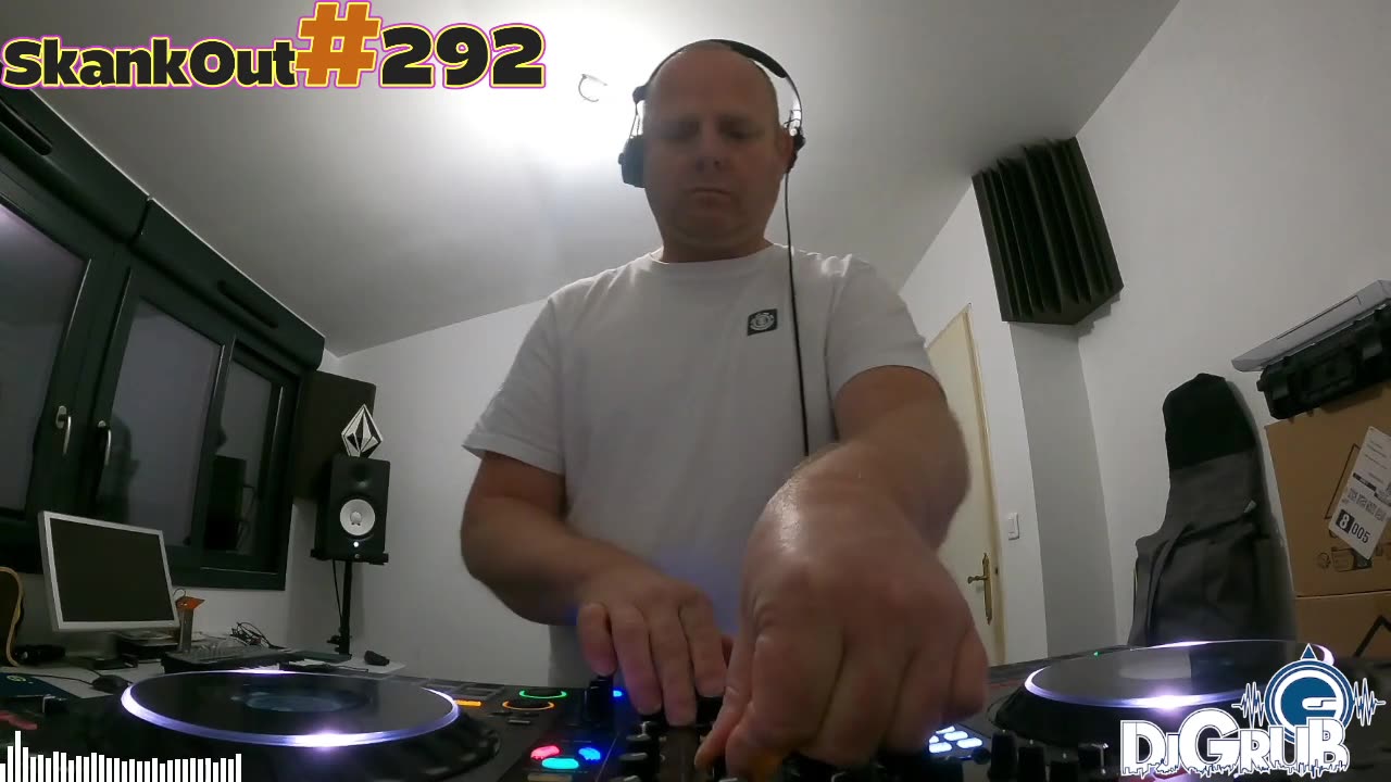 SkankOut#292 is live! linktr.ee/skankout for all live links!