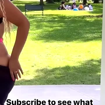 Runway Strut Takes Over Park!