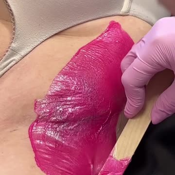 Underarm Waxing Using Sexy Smooth Tickled Pink Hard Wax | @BaldehBeautyBar