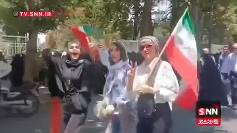 🚺🔥 Israel Iran War | Iranian Women Protest Against Israeli Aggression in Tehran | RCF