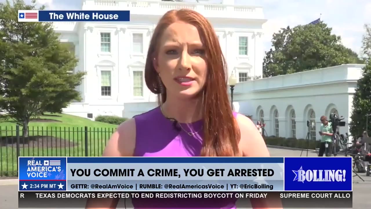 MAN ARRESTED FOR ASSAULT AFTER THROWING A SUBWAY SANDWICH AT A FEDERAL OFFICER