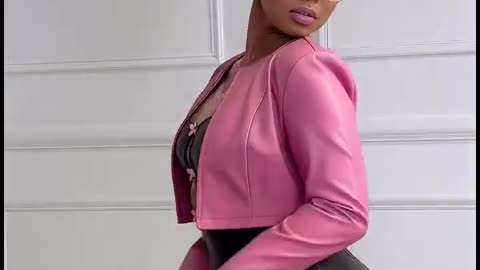 The gorgeous Queen G.