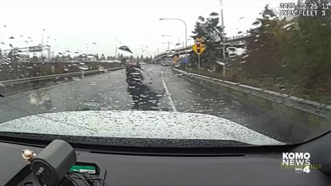 Bodycam video shows man throwing Washington trooper to ground, stealing patrol car