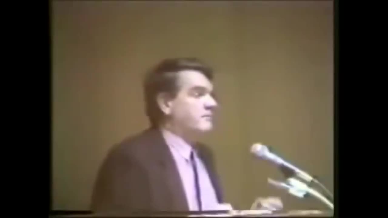 David Irving: Zionist Bankers Main Financiers of Hitler