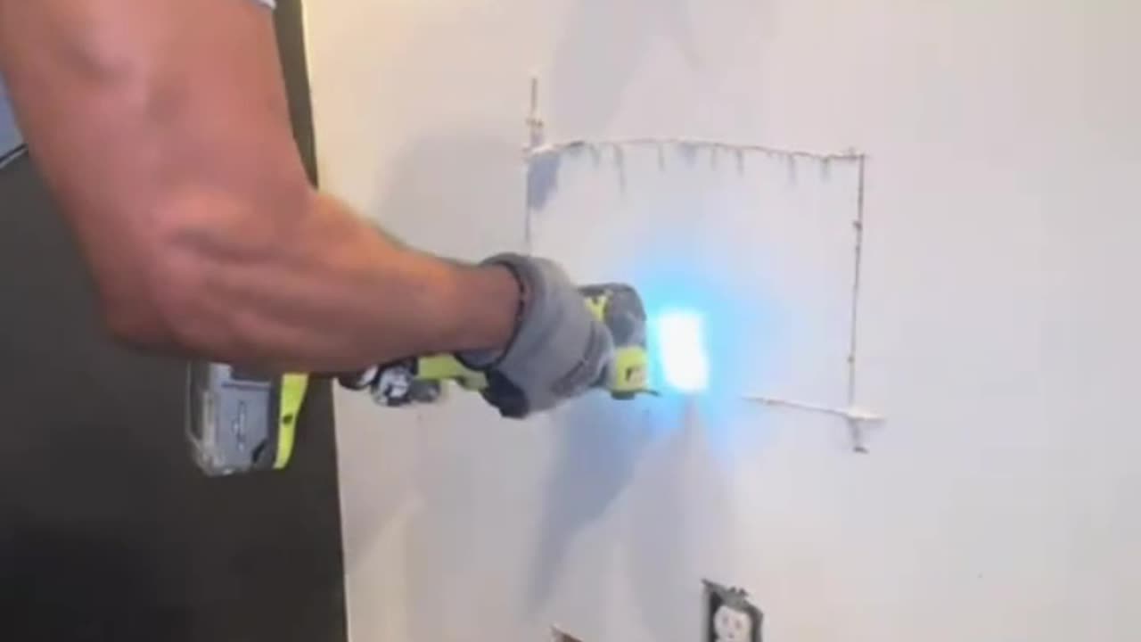 I think there is a kitten stuck behind this wall