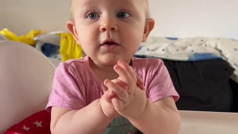 Baby Kayla Sings If You’re Happy and You Know It | Adorable Singalong