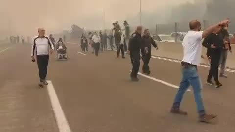 Passengers evacuate from Highway 1