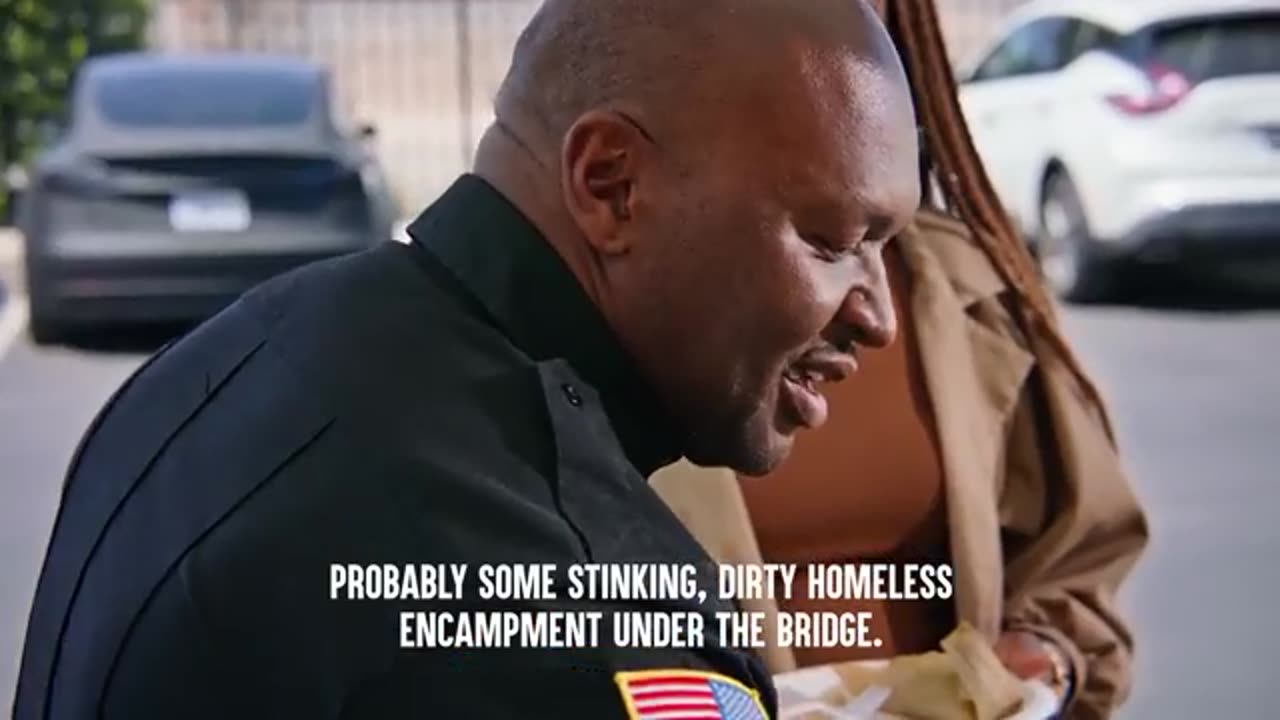 COPS FALSELY Arrest This BLACK LADY
