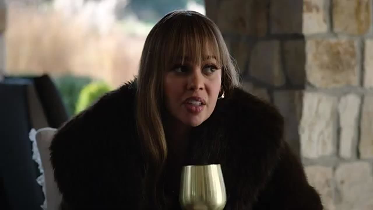 Wild Cards 2x10 Promo "Our Lip (Fillers) Are Sealed" (HD) Vanessa Morgan CW series