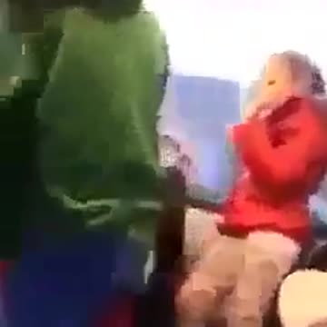 Guy defends himself from group of girls harassing him, Instant Karma