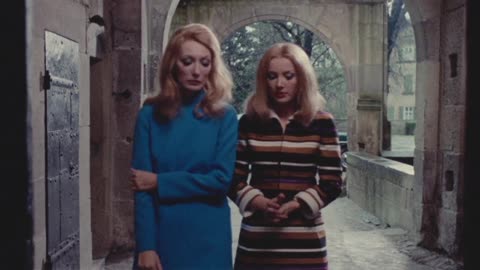 horror - thriller - The.Red.Queen.Kills.Seven.Times.1972.BluRay - film