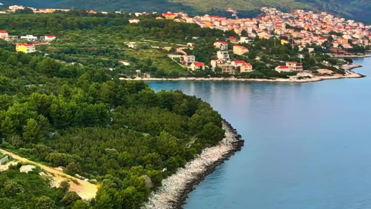 Beautiful Serene Lake Visuals