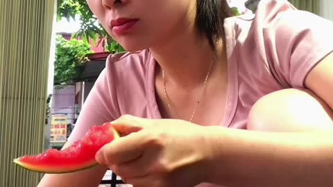 how to eat watermelon delicious