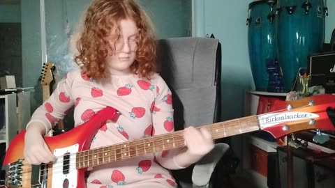 Lady Double Dealer/Deep Purple Mk III Glenn Hughes bass play along by Cara.