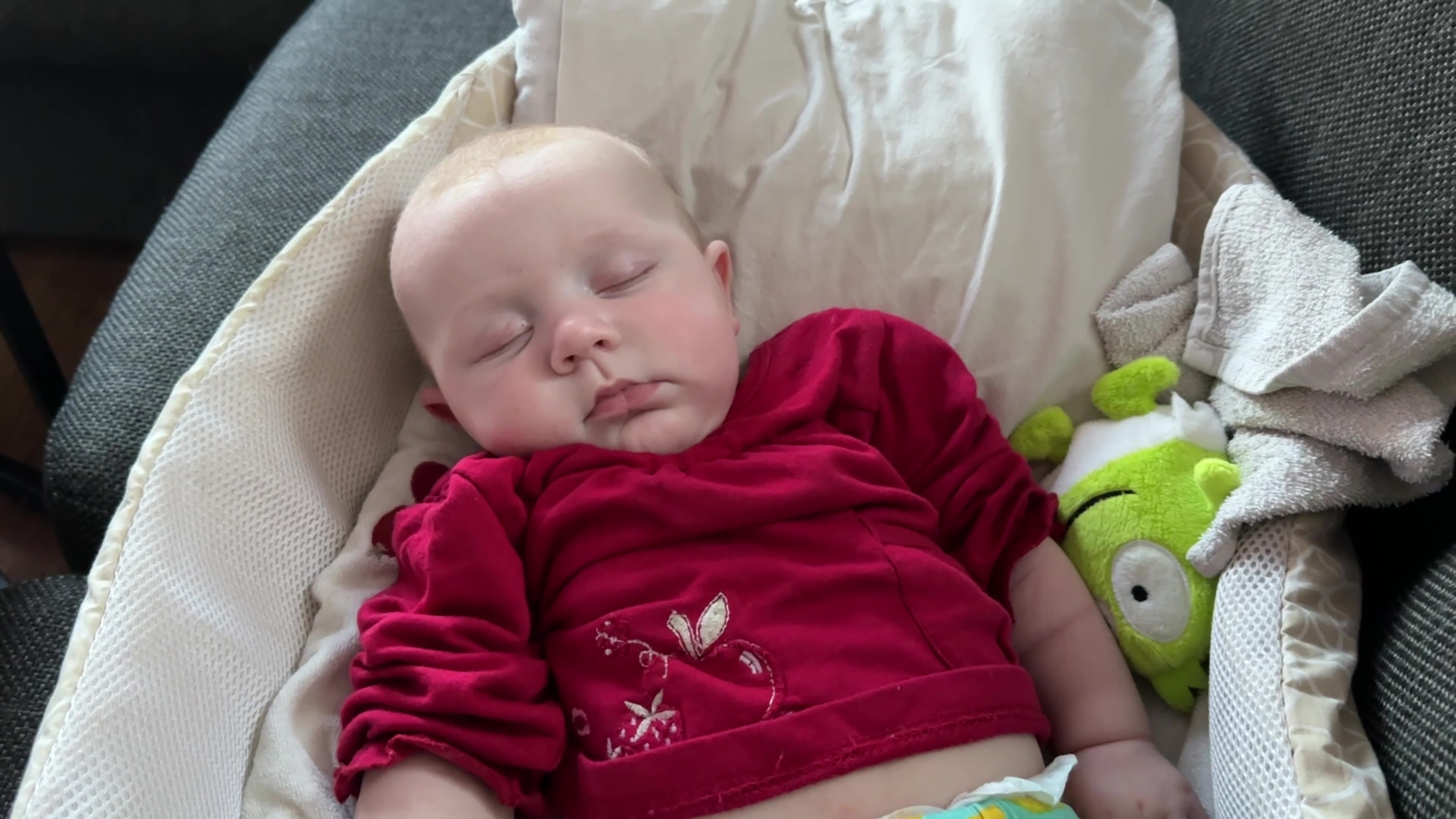 baby kayla day 118 – adorable moments you cant miss today!