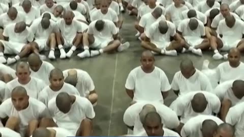 Having escaped from El Salvador's gangs at 16, Kilmer