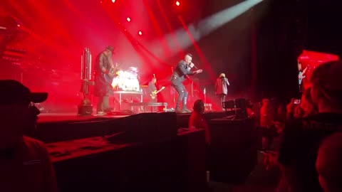 Three Days Grace - Mayday (PhillyMMRBQ-Live2025)