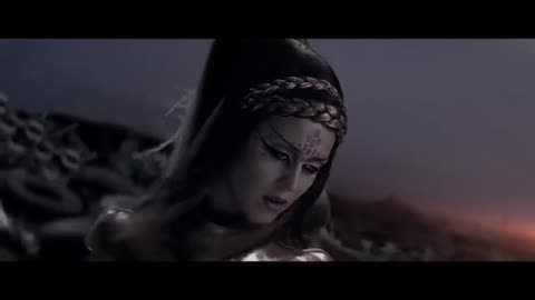 Katy Perry ft. Kanye West - E.T (Official Music Video)