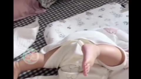 Cuties Sleeping Style