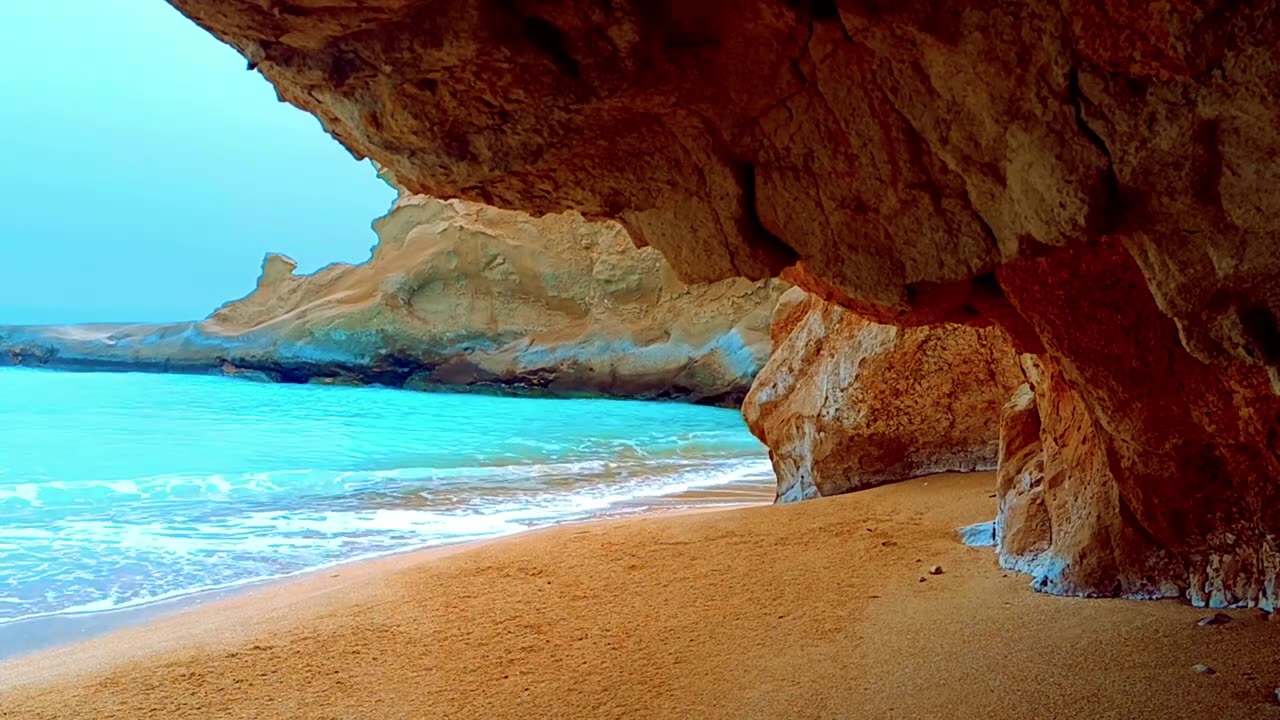 Relaxing Ocean Waves & Soothing Music for Deep Relaxation 🎶✨