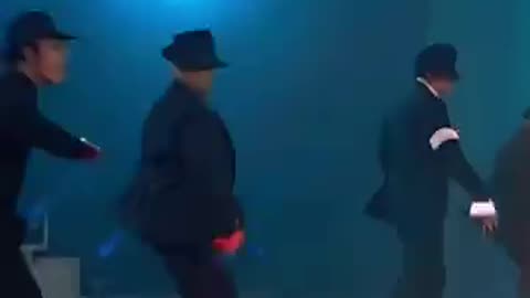 Michael Jackson steps