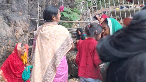 Bihar, or what other place is this that offers such bere the hot water comes