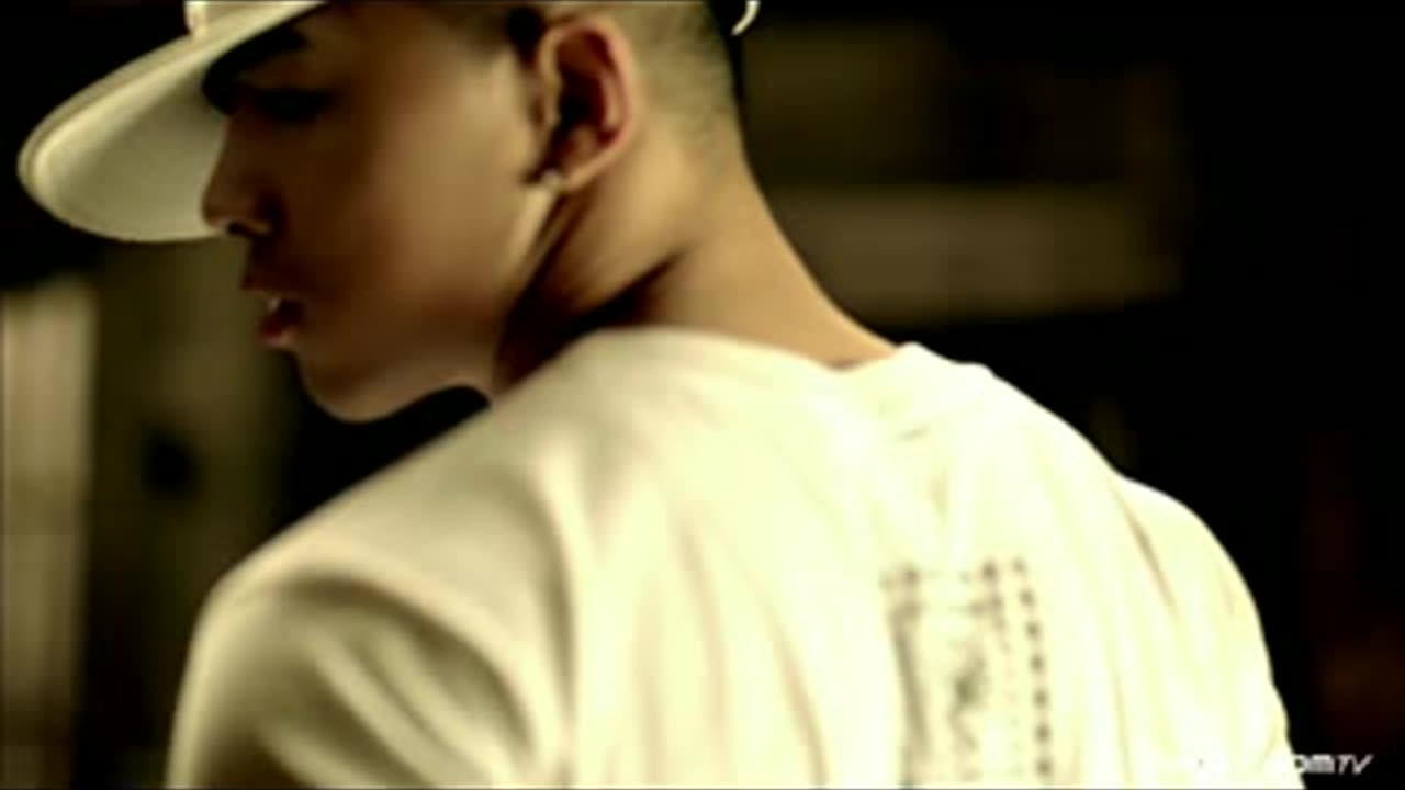 TaeYang - Where U At (feat. Teddy)