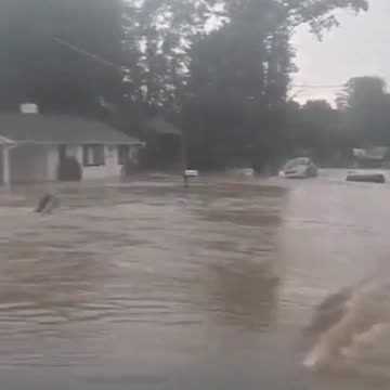 🚨#BREAKING：MAJOR FLOODING TAKING PLACE IN ALAMANCE COUNTY North Carolina #NorthCarolina
