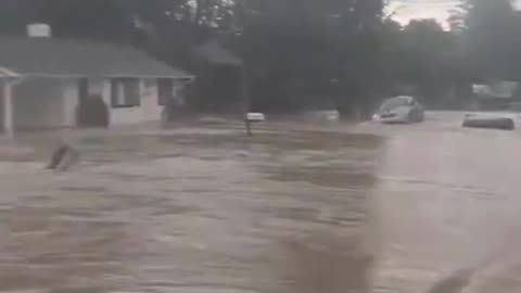 🚨#BREAKING：MAJOR FLOODING TAKING PLACE IN ALAMANCE COUNTY North Carolina #NorthCarolina
