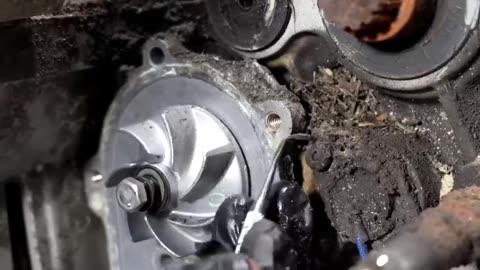 Stripping Down the GSX400S for Restoration