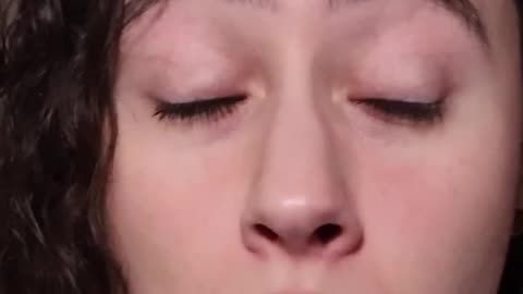 Trying Butterbeer Truffles!