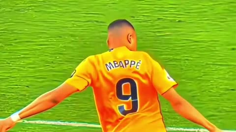 Mbappé Thunderbolt vs Alavés | Outside-the-Box Rocket after Modrić Assist (Real Madrid)