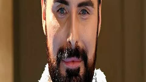 Rylan Clarks Mugging by Surprise Assailant Lead