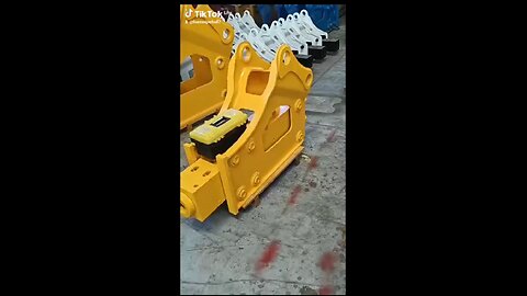 World’s Top 11 Hydraulic Breaker Makes & Models