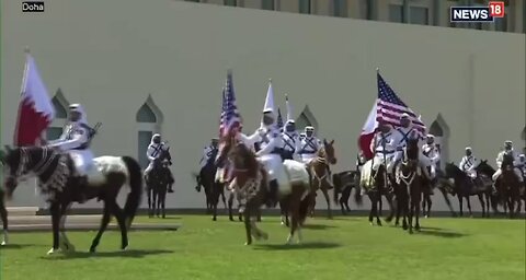 Qatar getting ready to welcome President Trump / They carry the American Flag