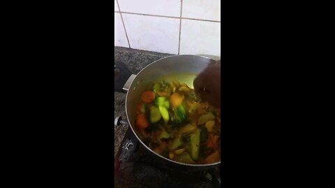 cooking vegiyable