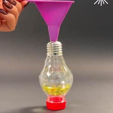 Oil lamp made out of light bulb!.hd